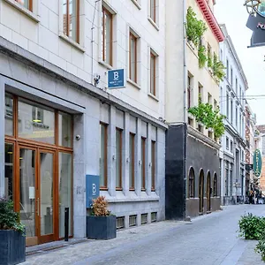 4* Апарт-отель B-aparthotel Grand Place